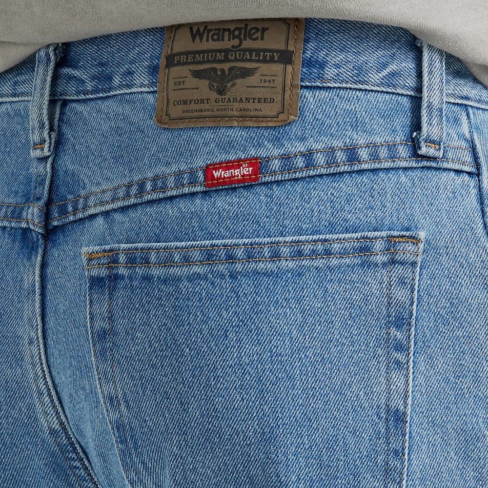Wrangler® Five Star Premium Denim Regular Fit Jeans Light Stone Wash (96501SL)